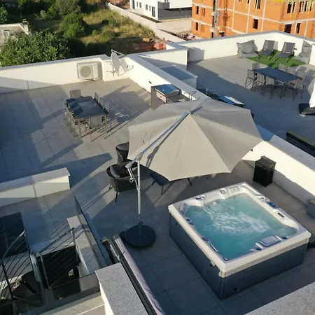 Fux Penthouse Whirlpool Meerblick アパート